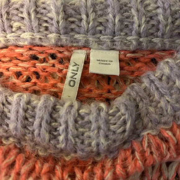 Colorful Knit Crew Neck Sweater - Picture 4 of 4